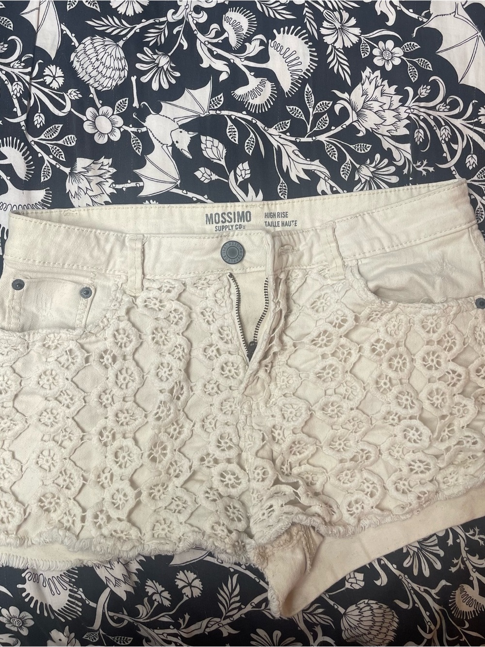 Mossimo Supply Co. Cream Crochet High-Rise Women's Denim Shorts